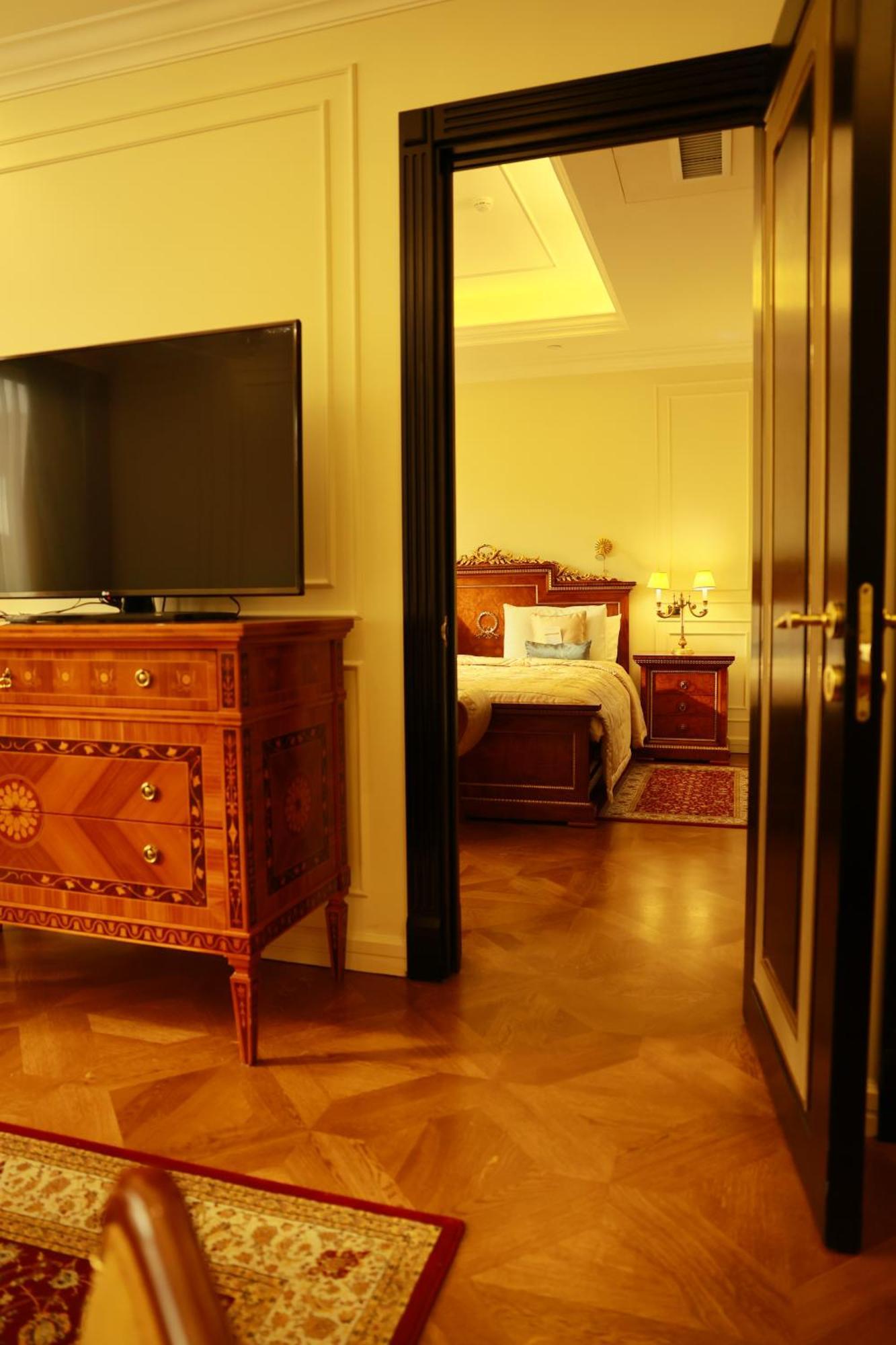 Golden Palace Hotel Yerevan Luaran gambar
