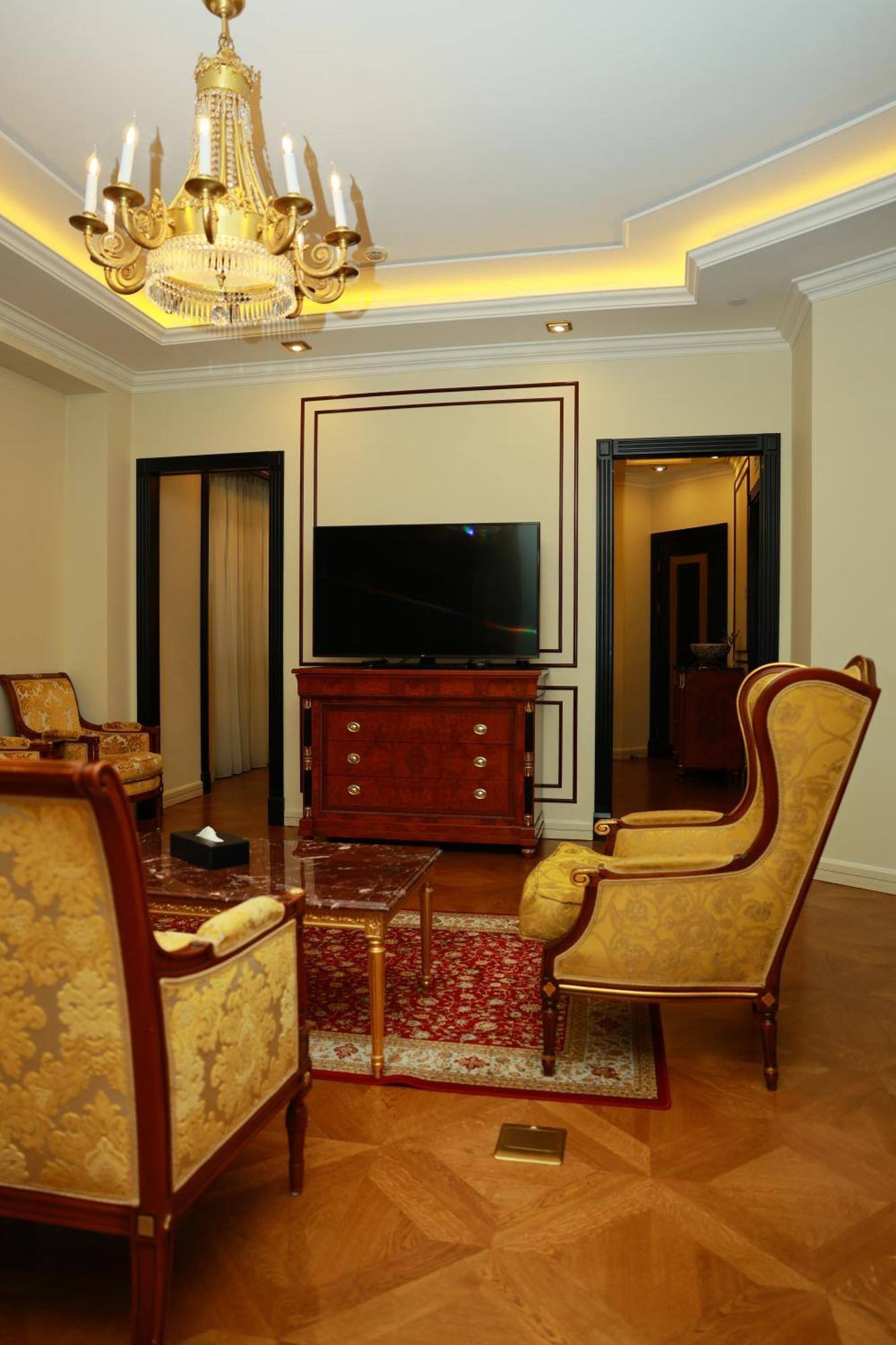 Golden Palace Hotel Yerevan Luaran gambar