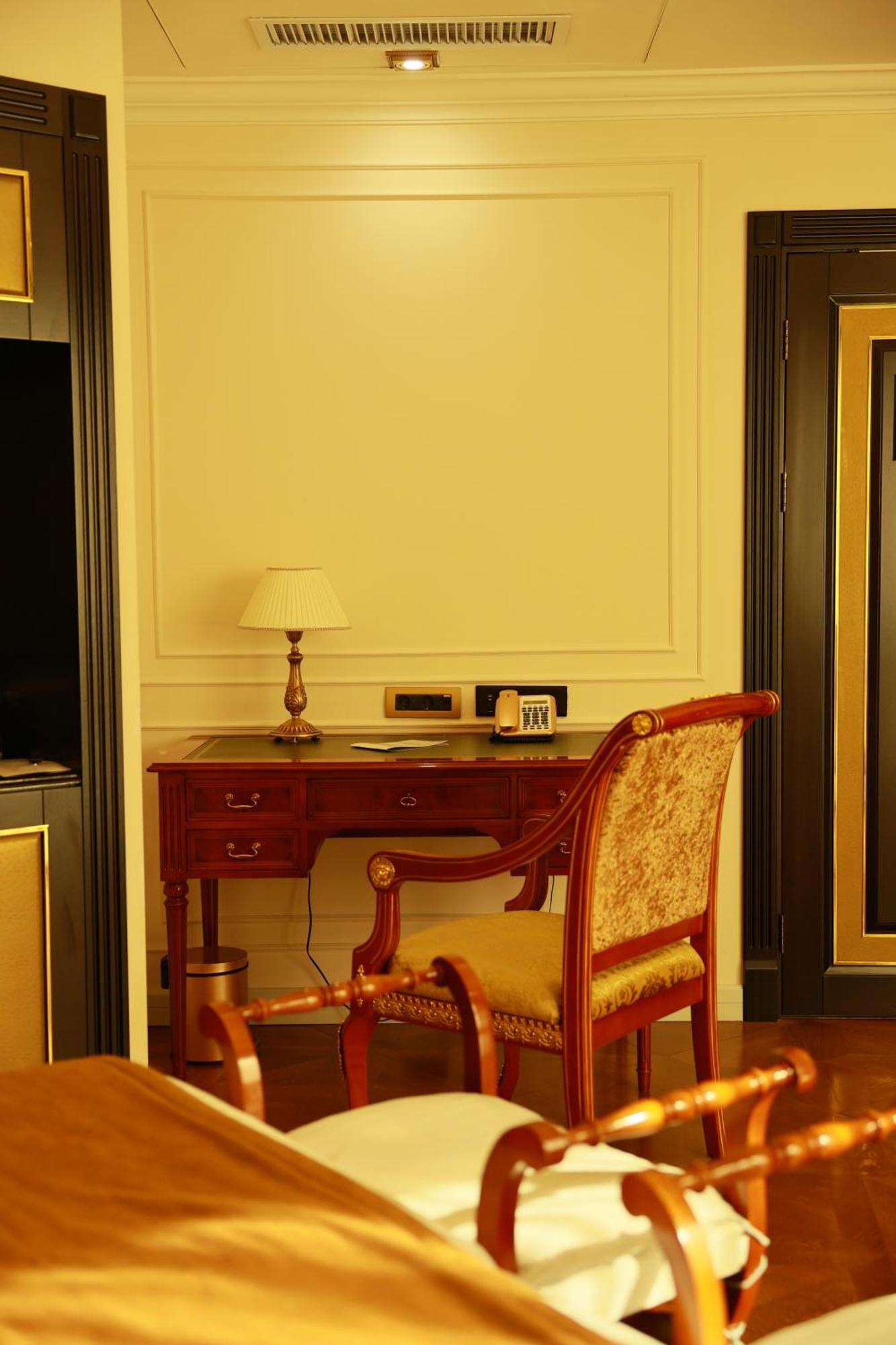 Golden Palace Hotel Yerevan Luaran gambar