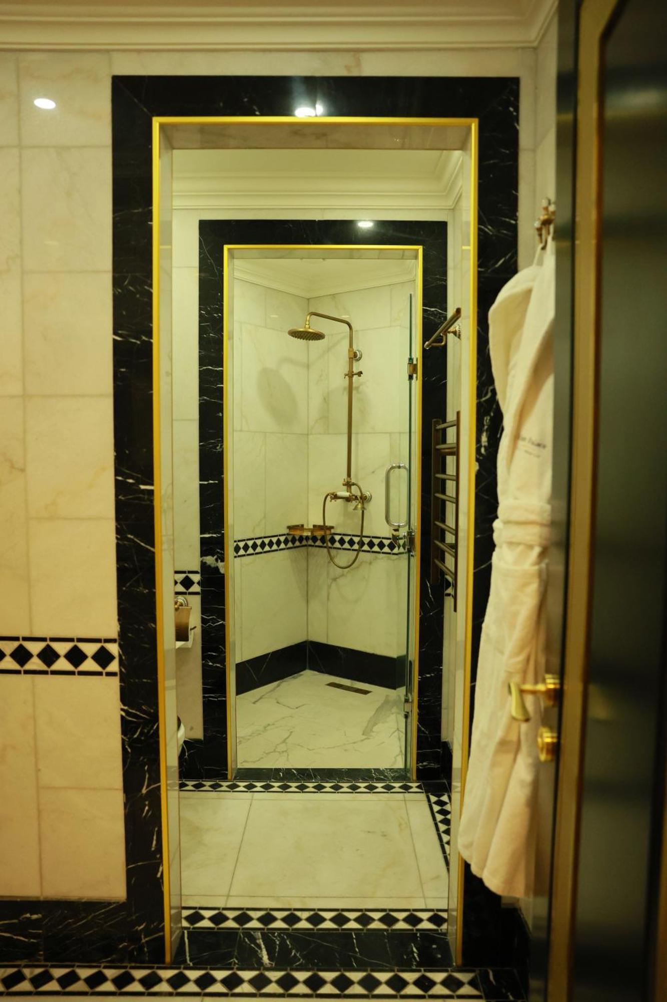 Golden Palace Hotel Yerevan Luaran gambar